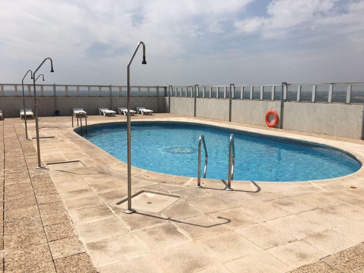Pisos Con Piscina De Temporada Corta Estancia Мадрид Экстерьер фото